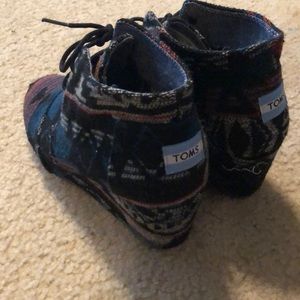 Toms  wedge